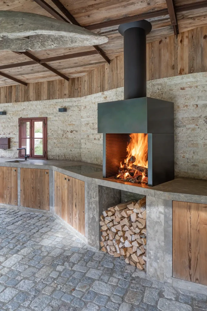 6-Brunner Outdoor